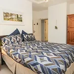 펜션 Newlands Fell House 케직