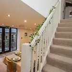 Newlands Fell House بيت للعطل