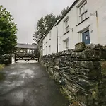 Newlands Fell House بيت للعطل