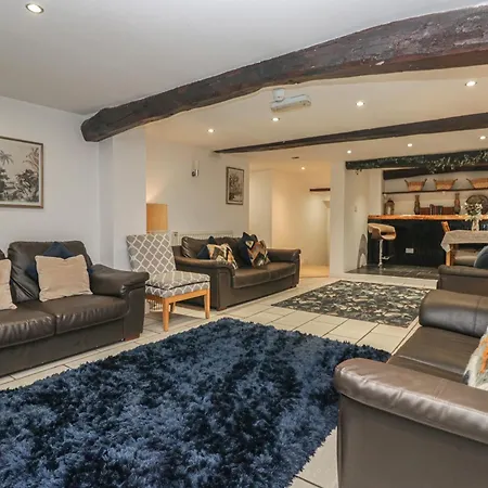 Newlands Fell House *