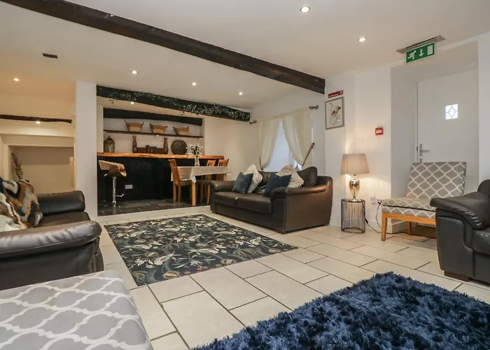 Newlands Fell House Holiday home *